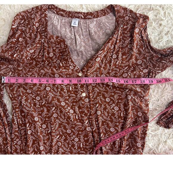 Old Navy Women's Size M Tall Rust Floral V Neck 2 Button Peasant Blouse #0593 - Picture 10 of 11